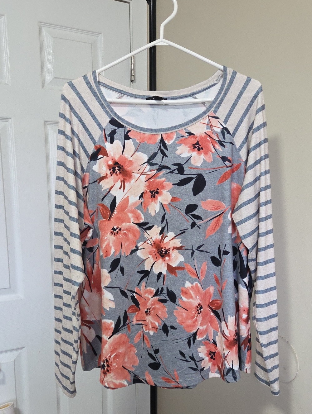 Tribal Gray Long-Sleeve Top with Coral Floral Print